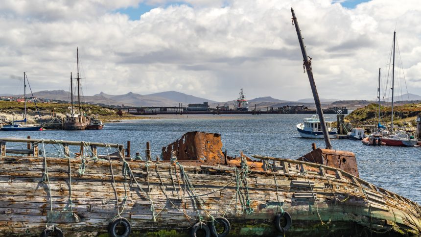 M133 & M134: Falklands - Port Stanley